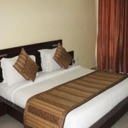 Anand Corbett Aamod Resort & Spa Corbett National Park エクステリア 写真