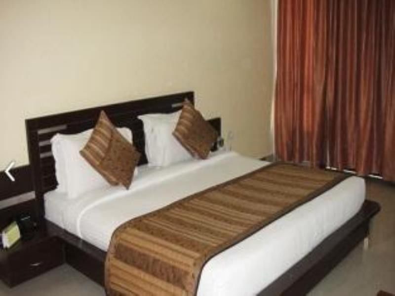 Anand Corbett Aamod Resort & Spa Corbett National Park エクステリア 写真